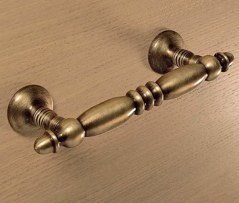 MANILLON RFE 110LP  LATON PATINADO DE 250 MM