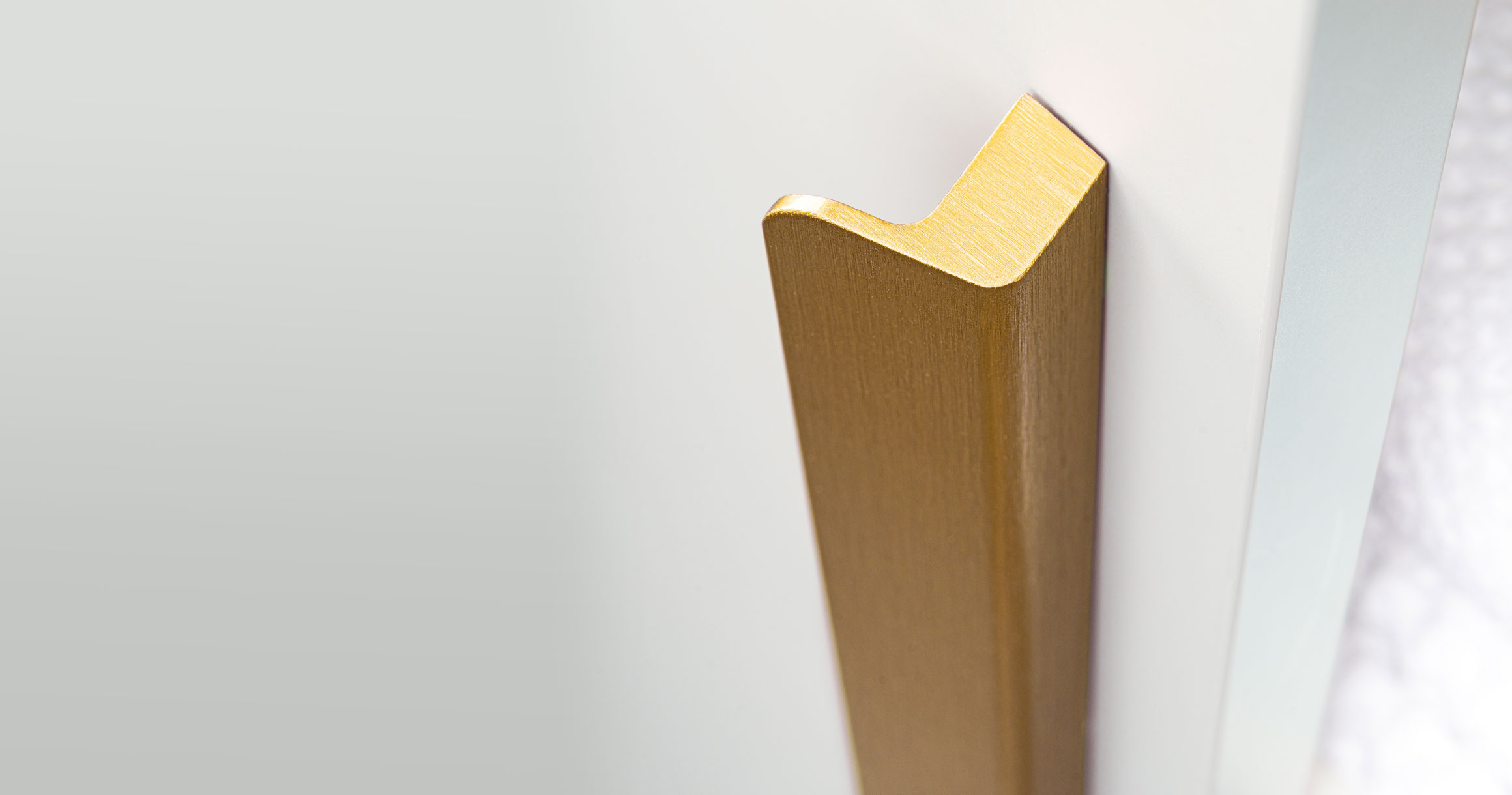 TIRADOR ASA FLAPP  1100MM LATON CAVA CEPILLADO